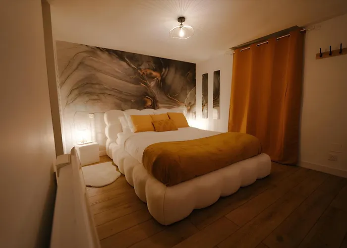 Love hotel Afterclose Le11 *