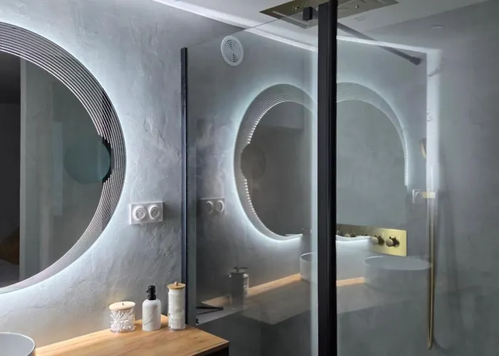 Afterclose Le11 * Сен-Себастьян-Сюр-Луар